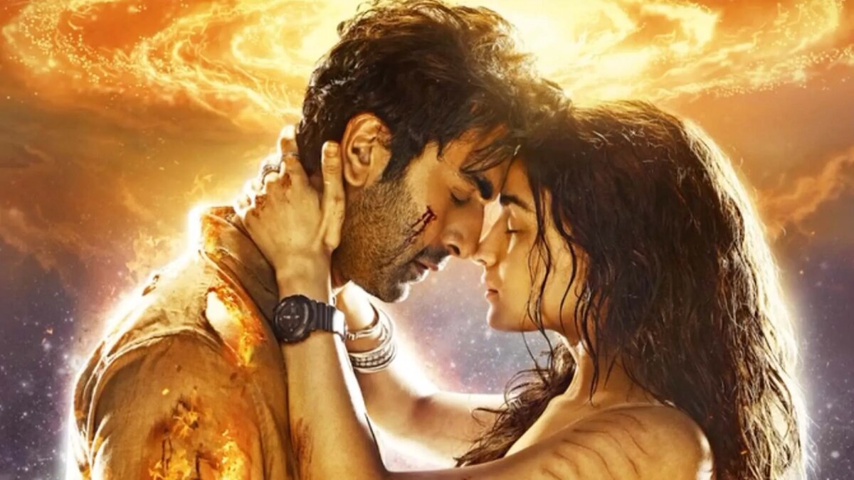 मुंबई पुलिस ने बनाए ब्रह्मास्त्र पर मीम