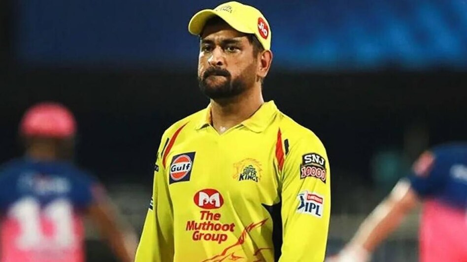 MS Dhoni IPL 2023: IPL से संन्यास या कुछ बड़ा धमाका? 25 सितंबर लाइव आएंगे MS धोनी, करेंगे ऐलान - ms dhoni big announcement on 25th September Facebook live ipl 2023 retirement tspo - AajTak