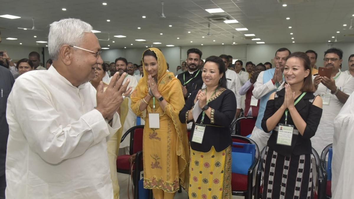 '2017 में NDA में वापस जाना मूर्खतापूर्ण था,' नीतीश ने JDU की बैठक में BJP पर निकाला गुस्सा