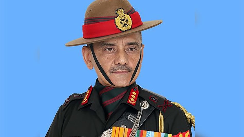 CDS अनिल चौहान के बयान पर हमलावर हुआ विपक्ष, क्या मोदी सरकार ने ऑपरेशन सिंदूर पर छुपाए थे तथ्य? CDS अनिल चौहान के बयान पर हमलावर हुआ विपक्ष, क्या मोदी सरकार ने ऑपरेशन सिंदूर पर छुपाए थे तथ्य?