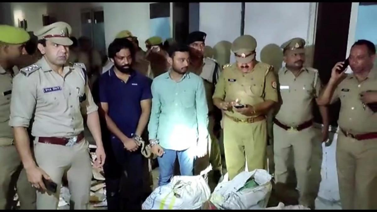 चोरी की किताबें बरामद