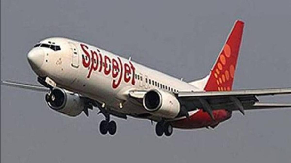 SpiceJet की मुश्किलें बढ़ीं