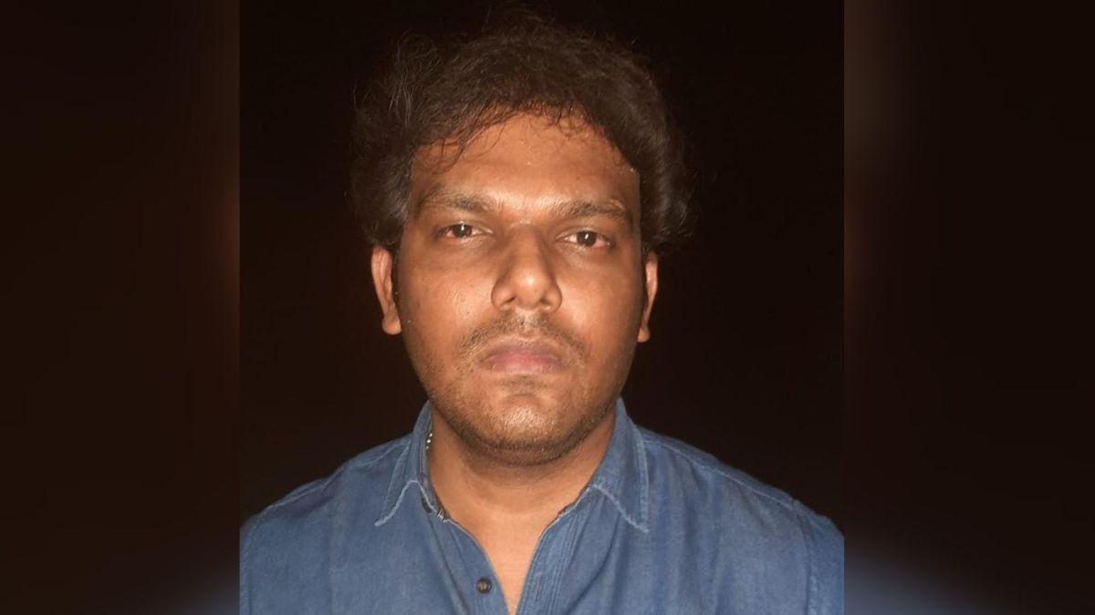 छात्रा का दोस्त भी गिरफ्तार