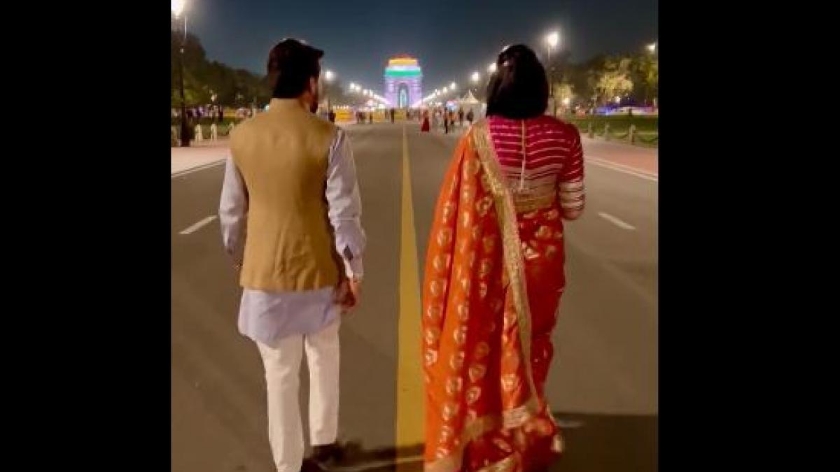 करवा चौथ के मौके पर कर्तव्य पथ पर अपनी 'हमसफर' के साथ केंद्रीय मंत्री अनुराग ठाकुर, Video