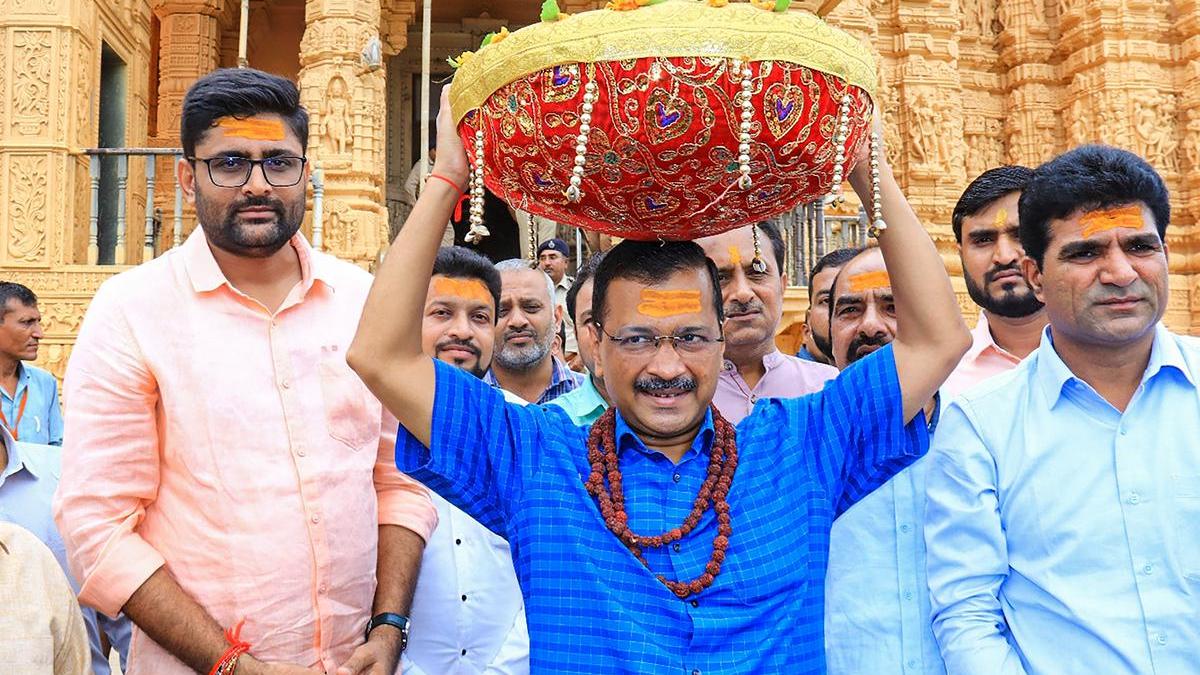 arvind kejriwal hindutva