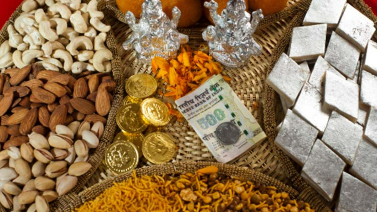दिवाली पर लगाएं भोग (PC: Getty Images)