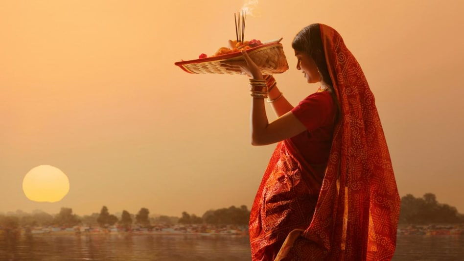 Chhath Puja 2022: आज है छठ पूजा का तीसरा दिन, जानें भारत के सभी शहरों में सूर्यास्त का समय - chhath puja 2022 find out the sunset timings in cities for giving