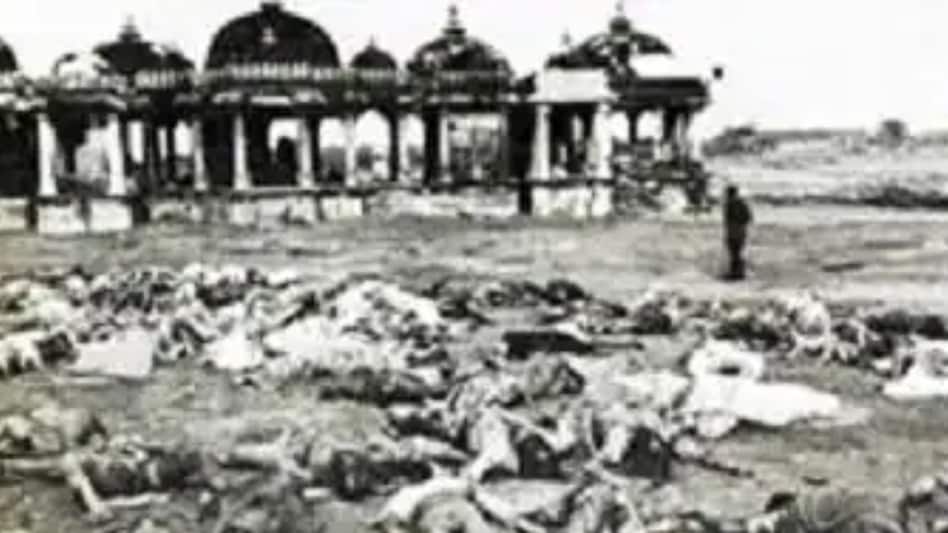 मोरबी में 43 साल पहले पसरा था मातम, मुंह पर रूमाल बांध पहुंची थीं इंदिरा  गांधी - morbi machhu dam disaster 1979 when indira gandhi reached putting  handkerchief on her mouth ntc - AajTak