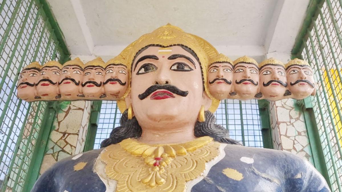  रामलीला मैदान में लगी गंगा विष्णु उर्फ कल्लू की मूर्ति