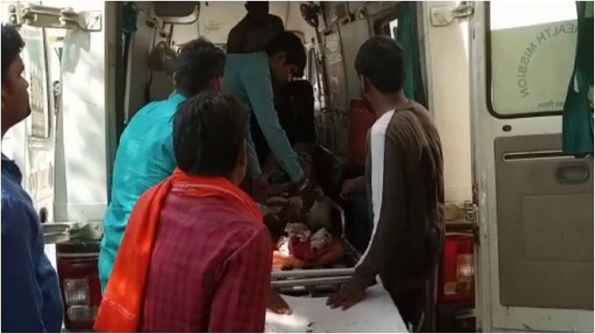 पीड़ित की हालत नाजुक.