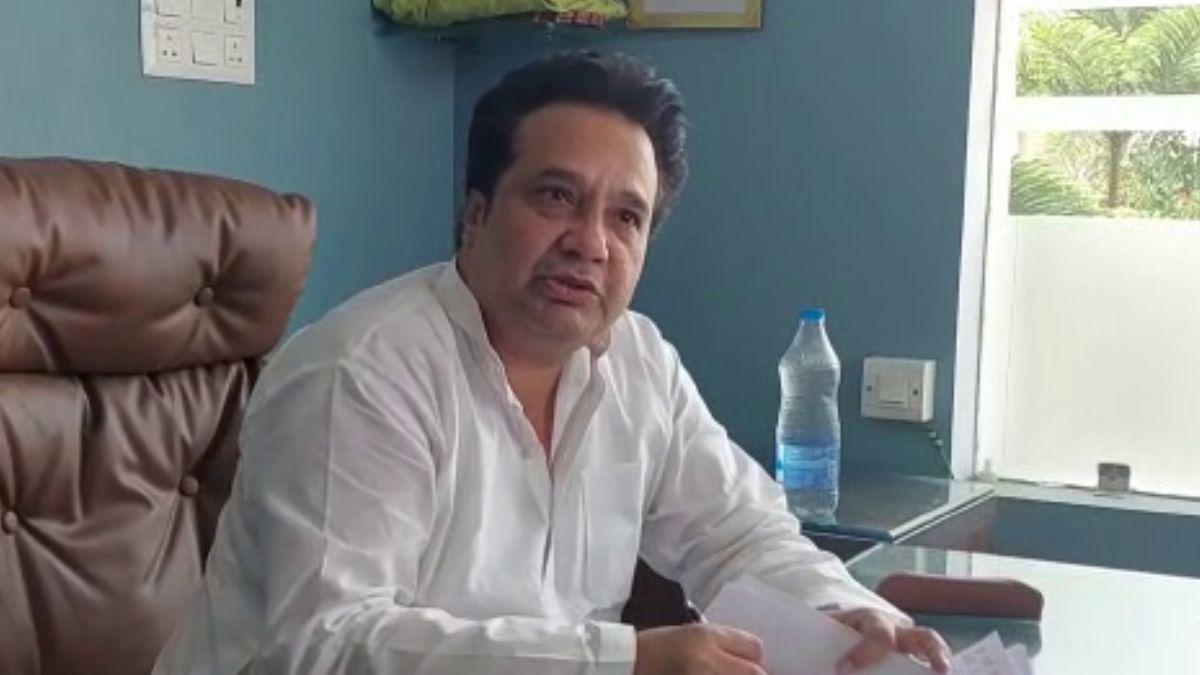 हाजी आजम कुरैशी (फाइल फोटो)