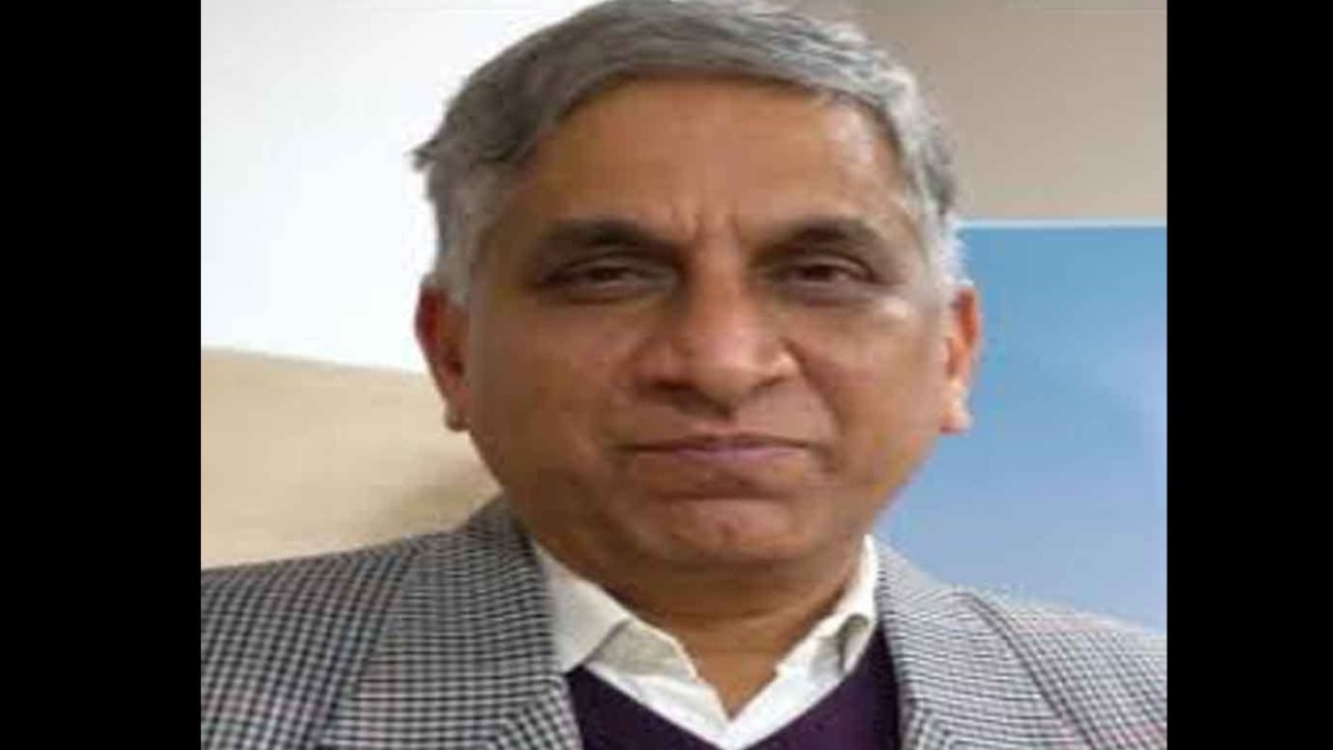 IAS ऑफिसर अमित यादव