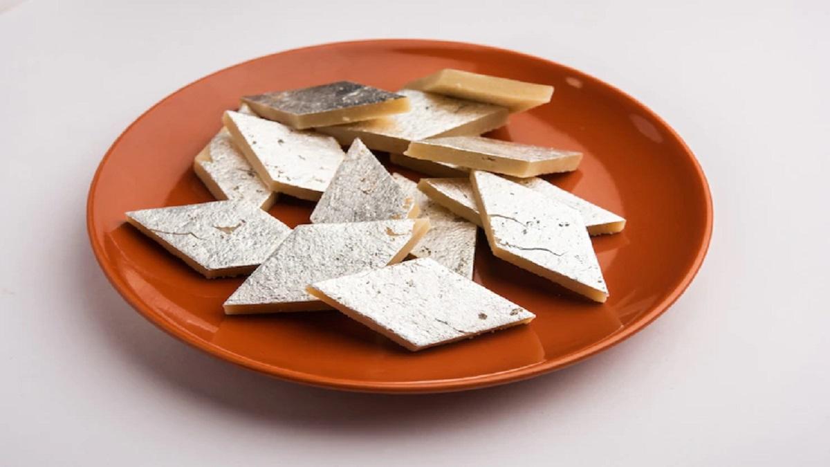Kaju Katli Recipe in Hindi
