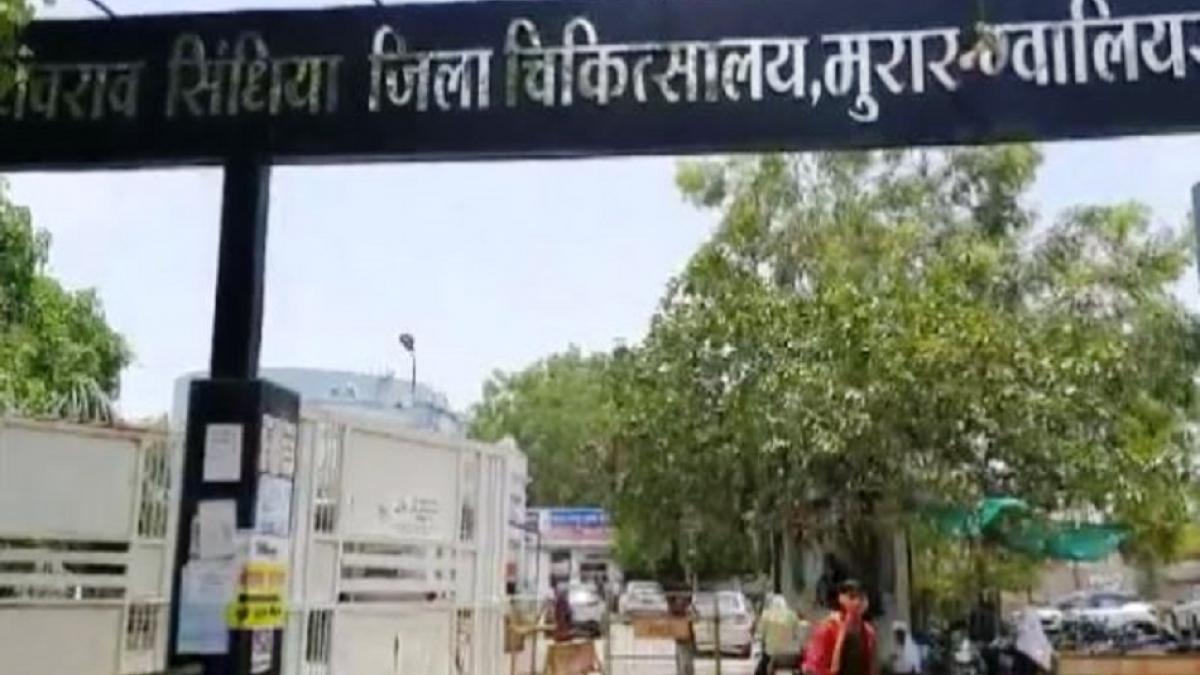 डॉक्टर के खिलाफ लापरवाही का केस दर्ज