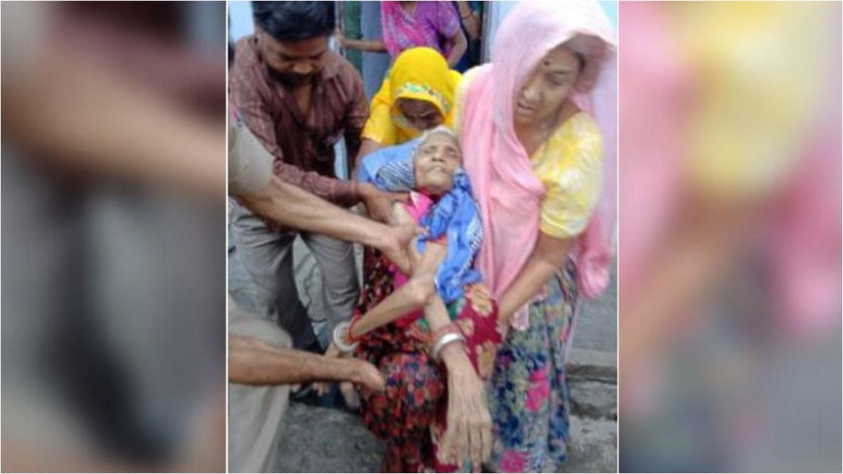 बुजुर्ग महिला की हालत नाजुक.