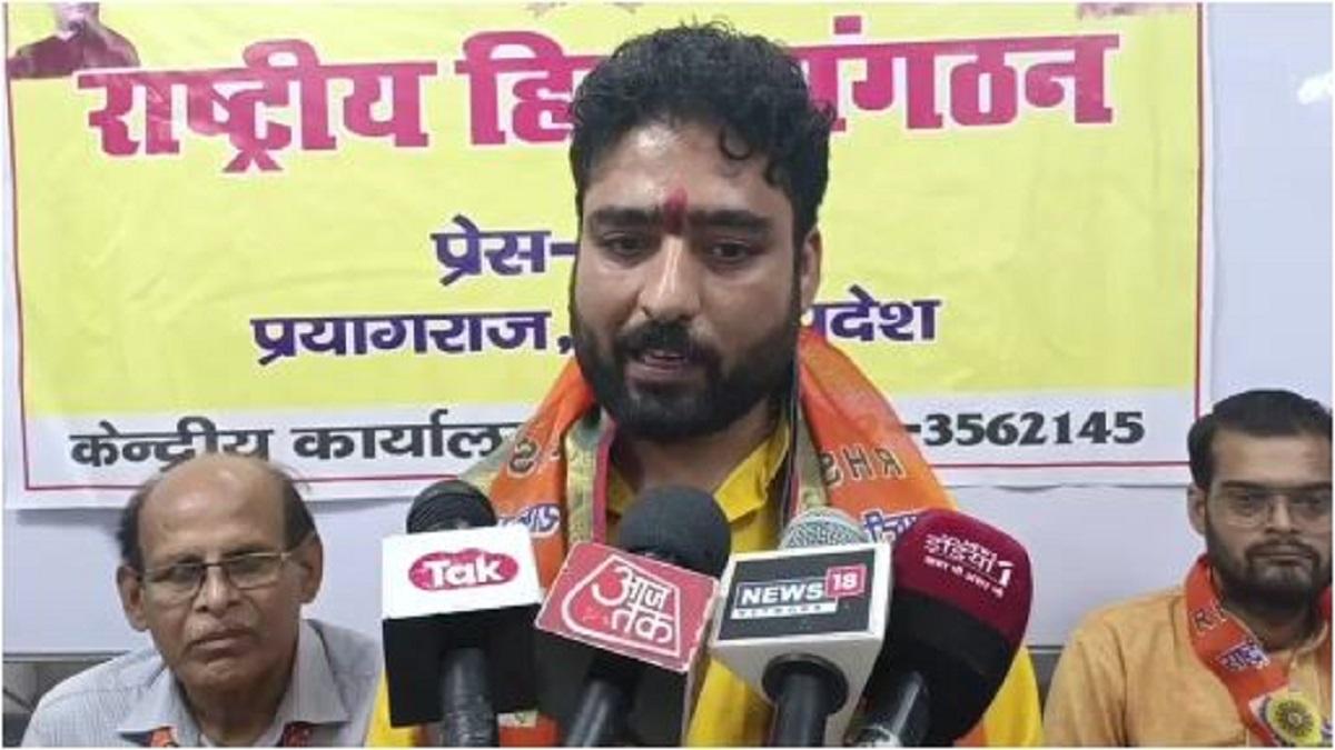 राष्ट्रीय हिन्दू संगठन के अध्य्क्ष सतेंद्र दुबे.