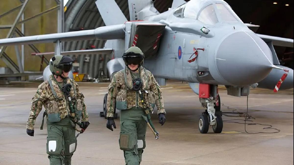 ब्रिटेन की रॉयल एयर फोर्स ( फोटोः गेटी )