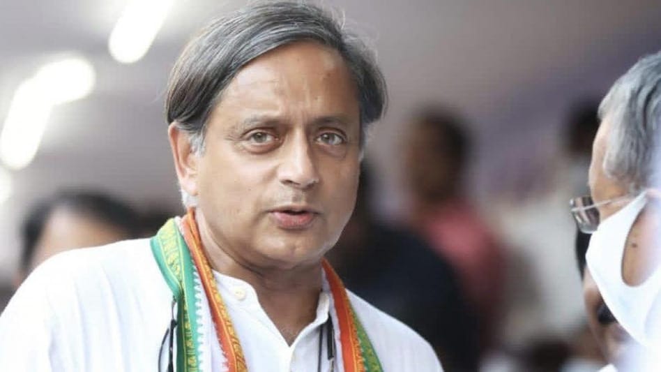 कांग्रेस में कौन से 7 बदलाव चाहते हैं शशि थरूर, मेनिफेस्टो में किए ये वादे - congress president election shashi tharoor releases election manifesto youth women ntc - AajTak