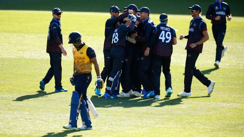 T20 World Cup 2022 SL Vs Nam LIVE SCORE: टी-20 वर्ल्ड कप के पहले मैच में उलटफेर, नामीबिया ने एशिया कप चैम्पियन श्रीलंका को हराया - T20 world cup 2022 live cricket