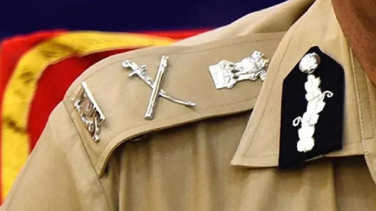 पुलिस कमिश्नरी सिस्टम में CRPC की शक्तियां कमिश्नर को मिल जाती हैं