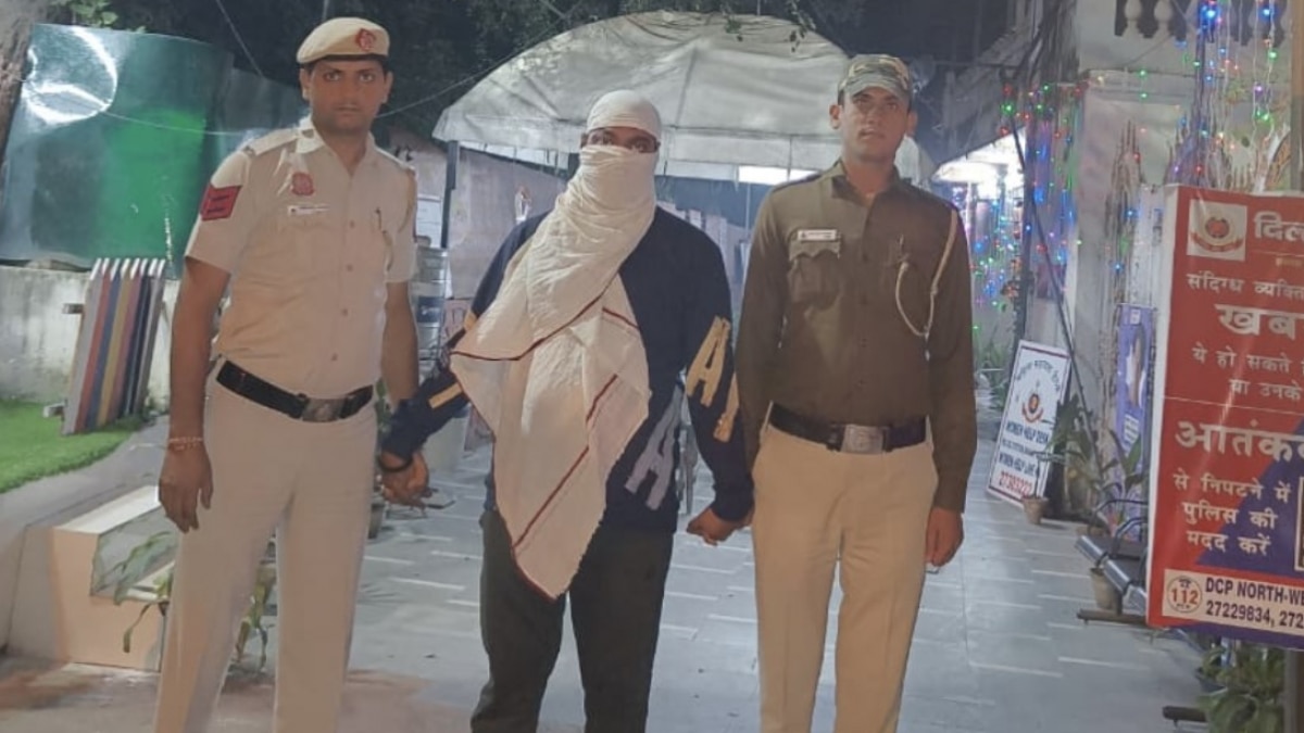 पुलिस ने रोहित को गिरफ्तार कर लिया है