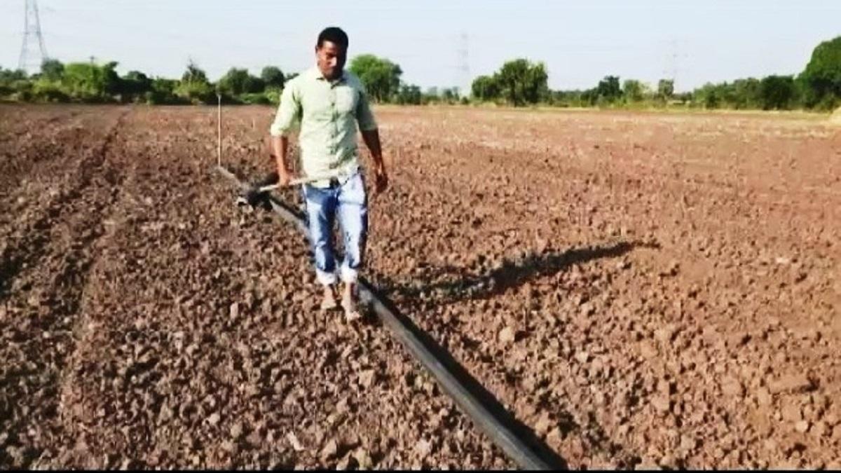 Farmer's son got scholarship of 1 crore