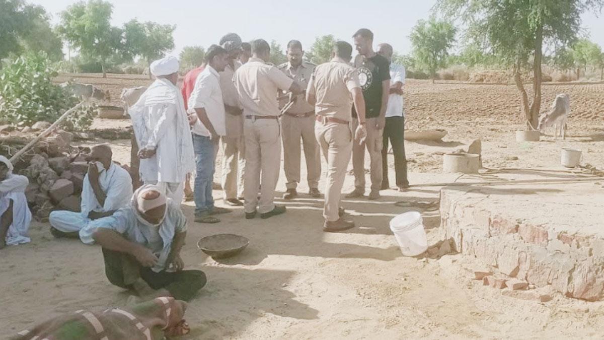 परिवार की हत्या के बाद युवक ने की खुदकुशी 