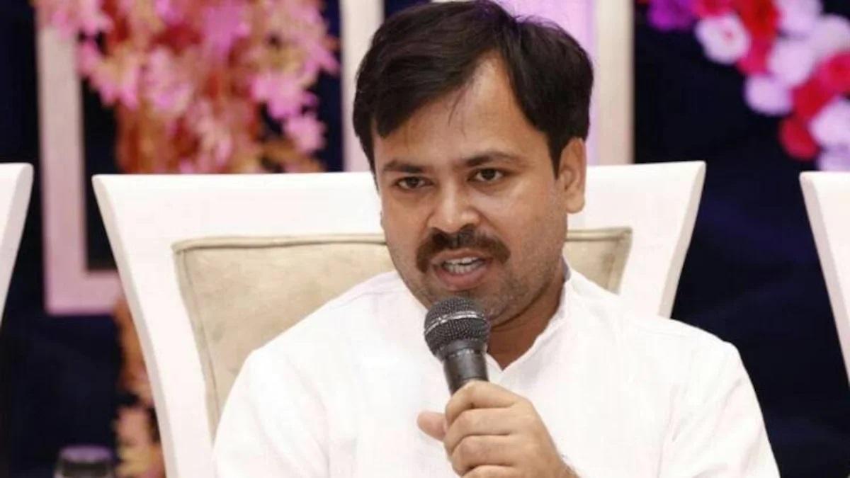 अखिलेश पति त्रिपाठी