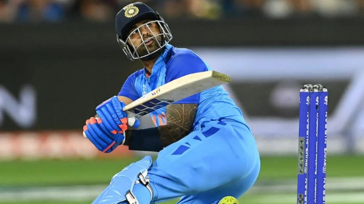 ICC Rankings: सूर्यकुमार यादव अब भी दुनिया के नंबर एक टी20 बल्लेबाज, जानें कोहली की क्या है रैंकिंग