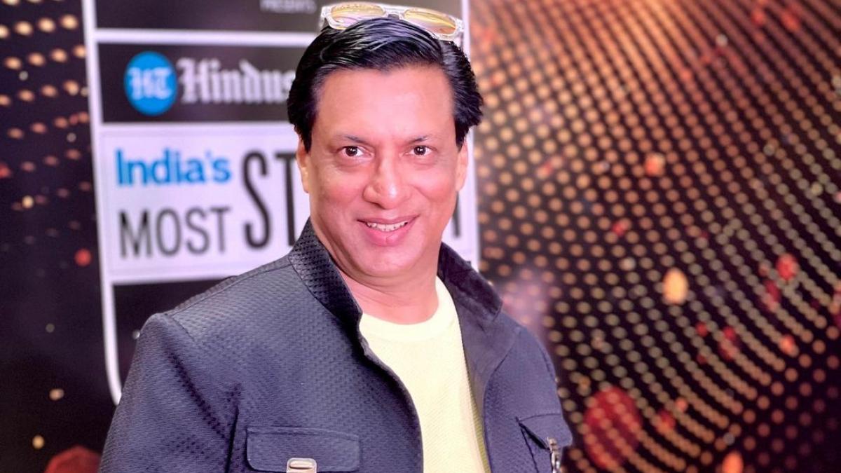 मुझे फिल्म इंडस्ट्री मुखौटा सी लगती है, जितना दूर रहो सही : मधुर भंडारकर