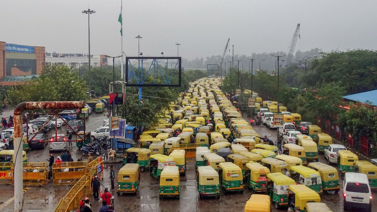 जनवरी 2027 से दिल्ली-एनसीआर में डीजल ऑटो नहीं चलेंगे. (फाइल फोटो-PTI)