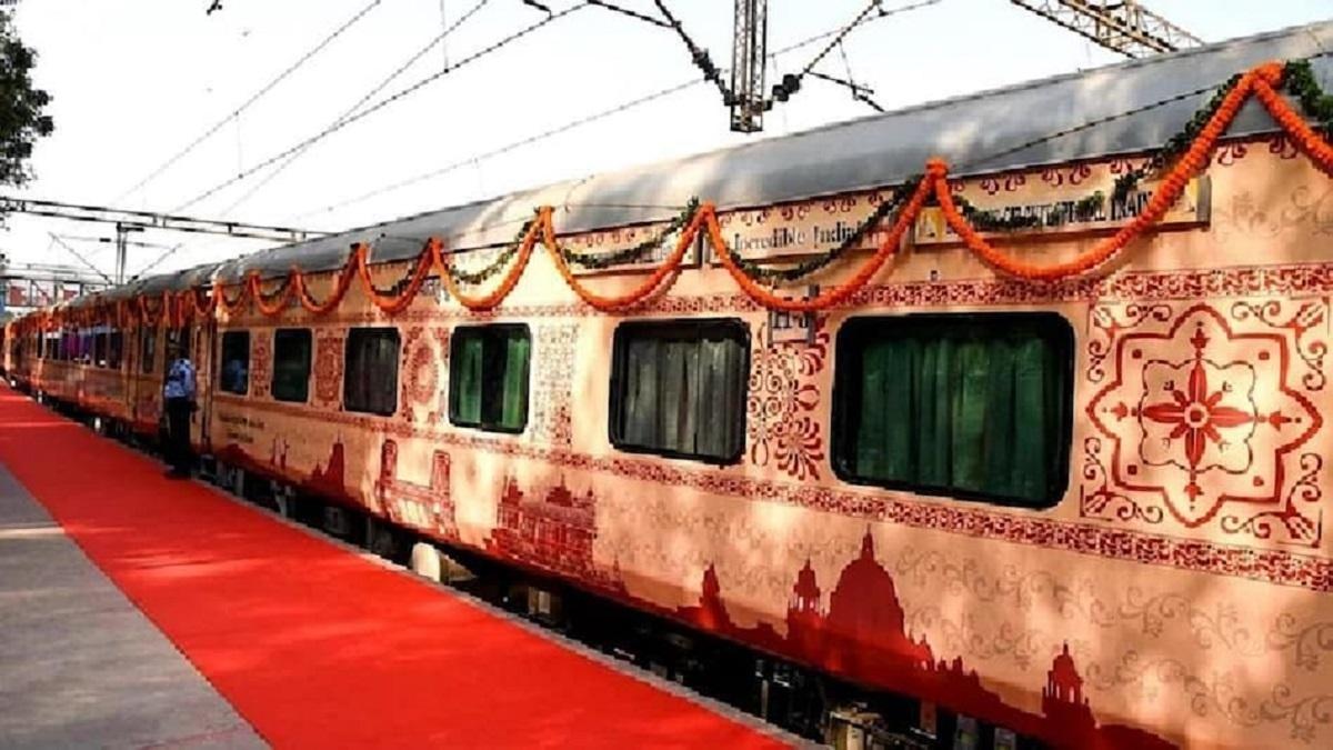 Indian Railways: 30 प्रतिशत कम होगा इस टूरिस्ट ट्रेन का किराया, ये है वजह