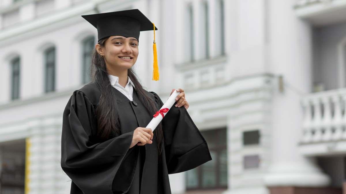 Central Scholarship 2022: आवेदन की लास्ट डेट बढ़ी