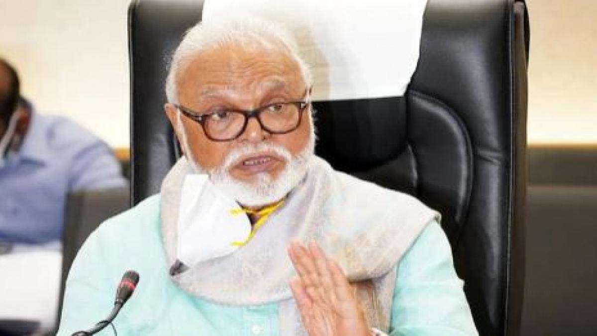 NCP नेता ने मुंबई की तुलना मुर्गी से की, बीजेपी महिला विधायक ने आड़े हाथों लिया