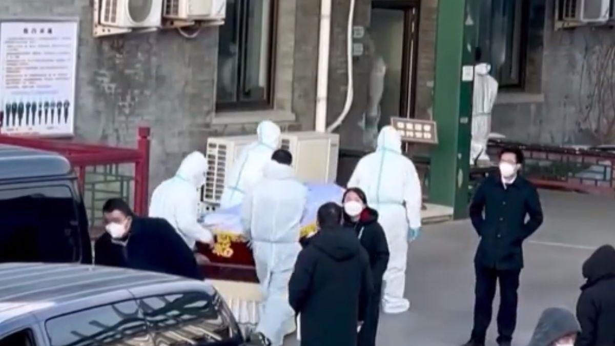 चीन में कोरोना से हाहाकार 