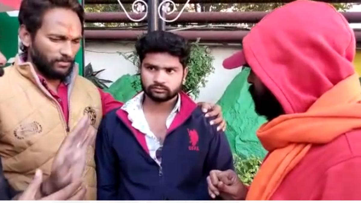 बजरंग दल कार्यकर्ताओं के साथ आरोपी