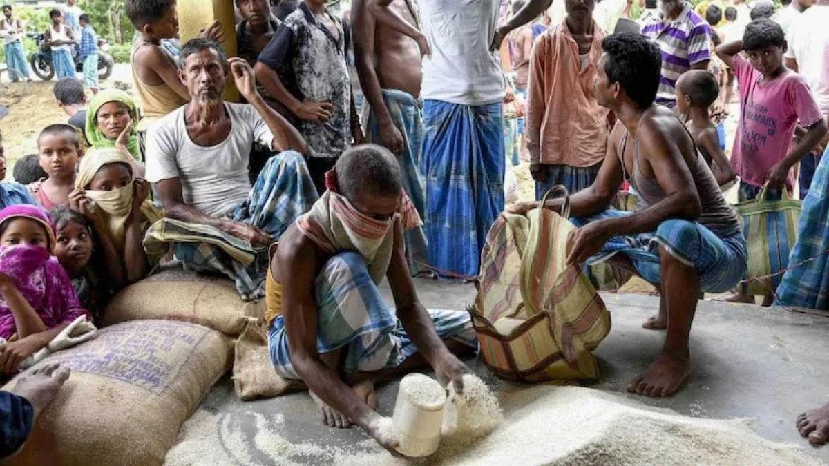 80 करोड़ लोगों को अगले एक साल तक मिलता रहेगा फ्री राशन, केंद्र सरकार का बड़ा फैसला - 80 crore people will continue to get free ration central government big decision ntc - AajTak