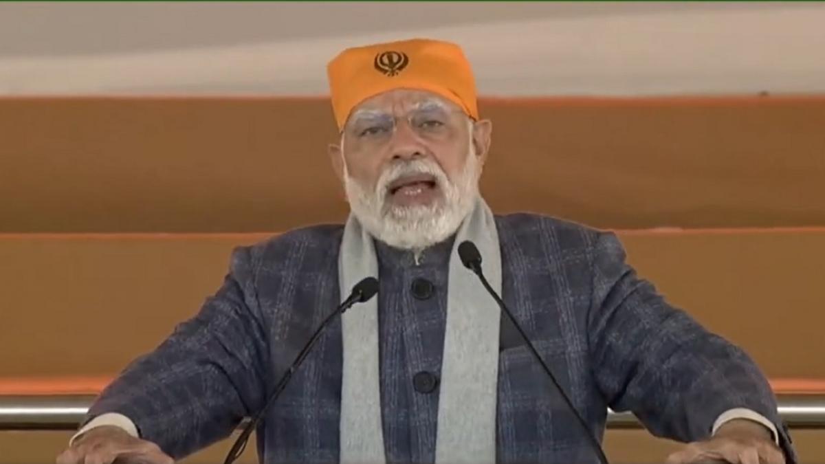 प्रधानमंत्री नरेंद्र मोदी