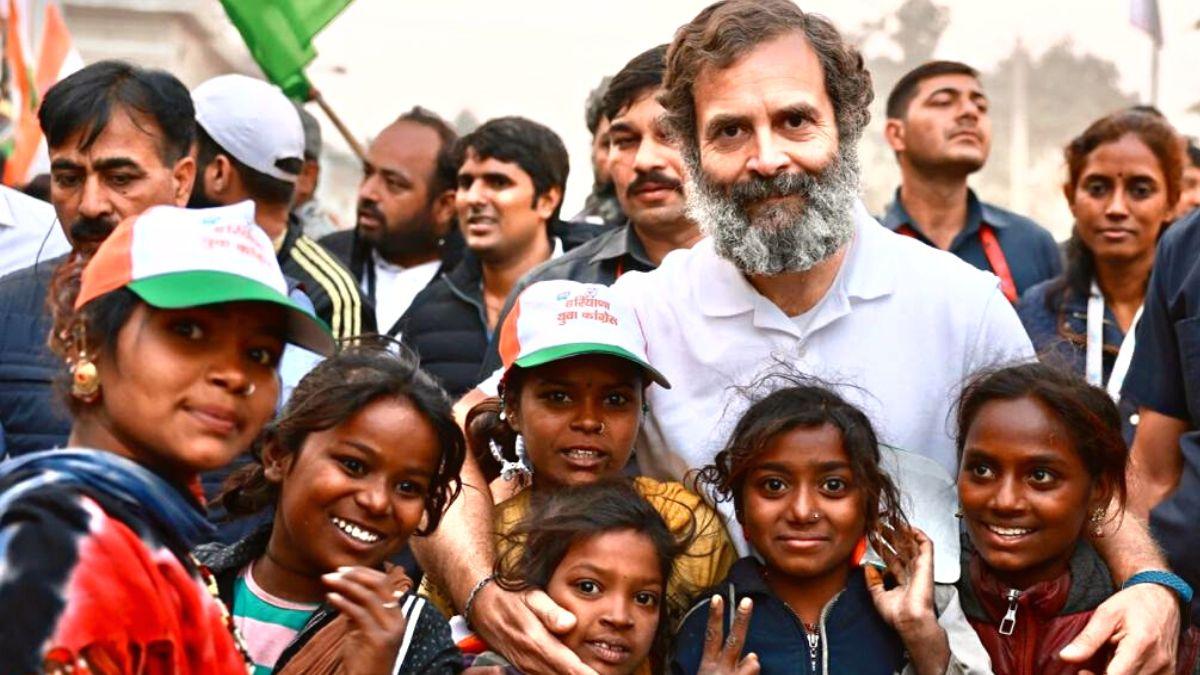 'आपकी नफरत को हमारा प्यार...', दिल्ली में भारत जोड़ो यात्रा की एंट्री, राहुल ने भरी हुंकार, BJP ने उठाए सवाल