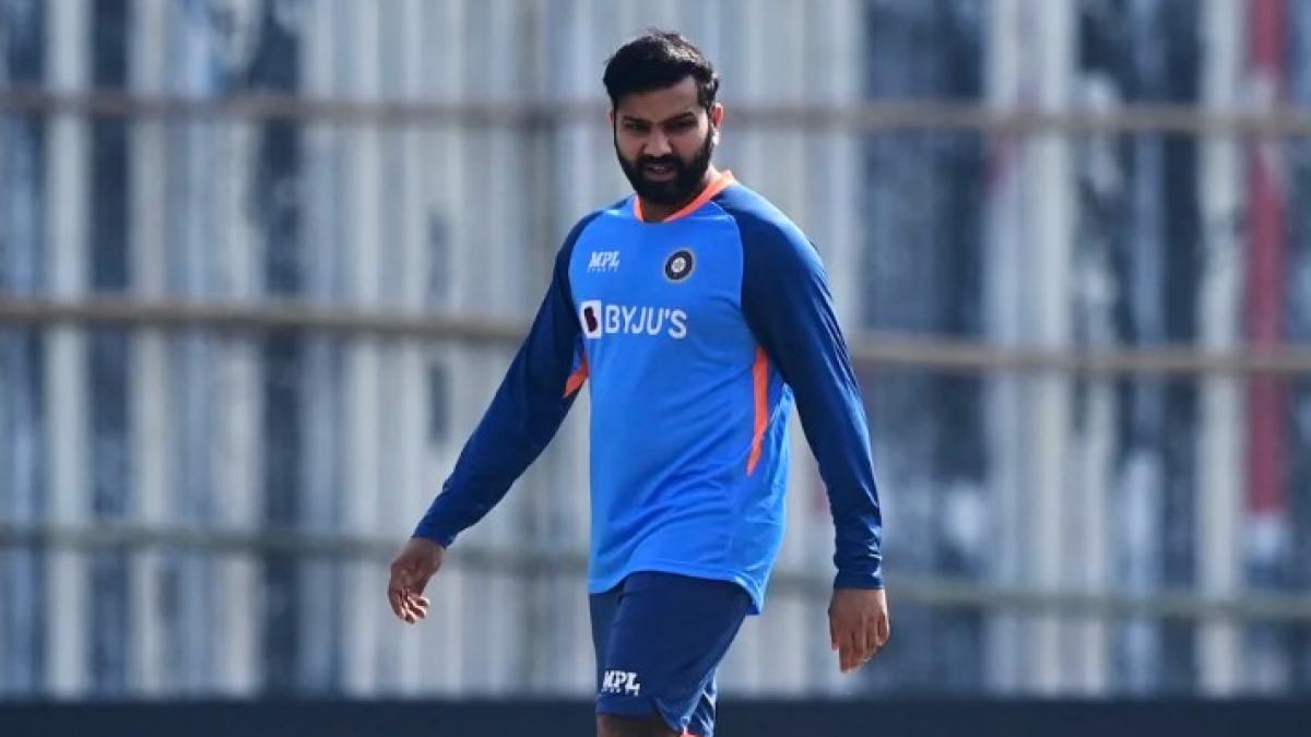 IND vs BAN Test Series: 'उसे घर बैठने को बोलो...', रोहित शर्मा को लेकर इस दिग्गज ने दिया हैरतअंगेज बयान