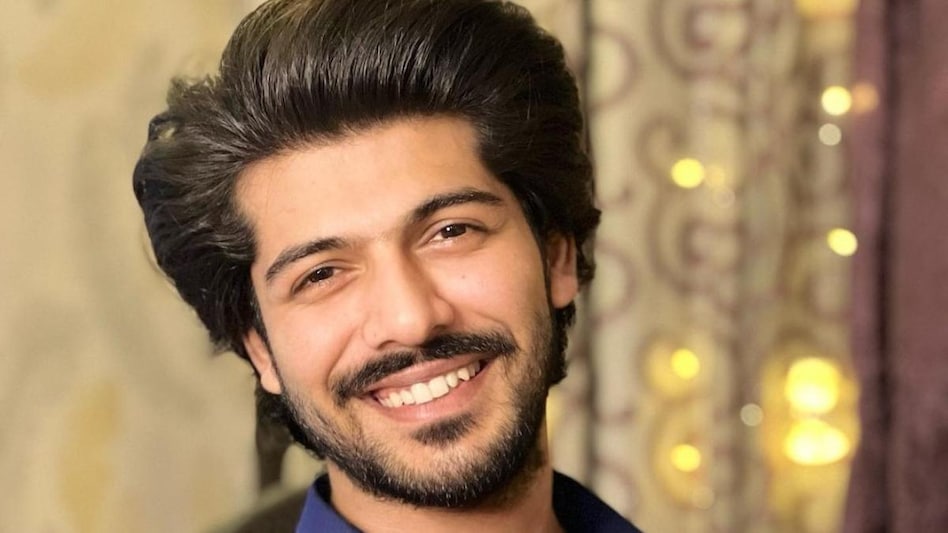 शीजान के जवाब पर पुलिस को शक, तुनिशा से ऐसा क्या कहा जो कर लिया सुसाइड? - tunisha sharma and sheezan khan talked before her suicide police remand copy revealed tmovp - AajTak