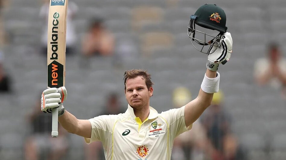 AUS vs SA 3rd Test: स्टीव स्मिथ ने डॉन ब्रैडमैन का तोड़ा रिकॉर्ड, जड़ा अपने करियर का 30वां टेस्ट शतक Steve Smith: स्टीव स्मिथ का तूफान, जड़ी डबल सेंचुरी, कर ली डॉन ब्रैडमैन की बराबरी - steve smith test double century equals don bradman record fab 4 aus vs wi tspo - AajTak