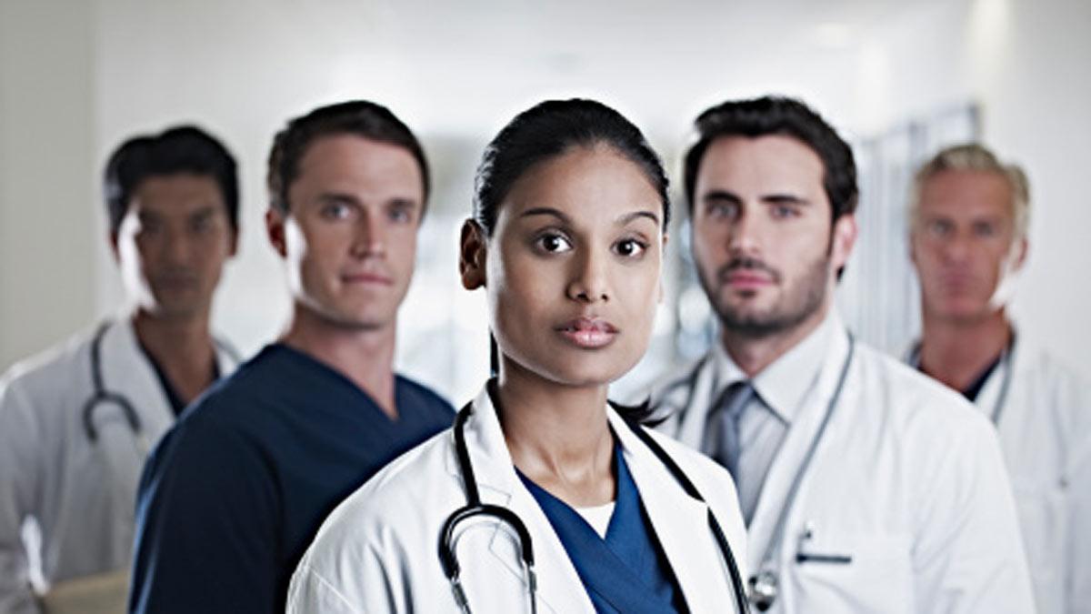 बड़ा फैसला: 12वीं में 75% से ज्यादा स्कोर वाले इंजीनियरिंग-मेडिकल छात्रों की फीस भरेगी ये राज्य सरकार