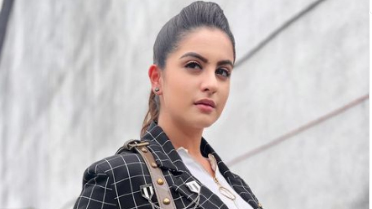 Tunisha Sharma Funeral: एक्ट्रेस तुनिशा शर्मा का हुआ पोस्टमॉर्टम, अब अंतिम संस्कार की तैयारी