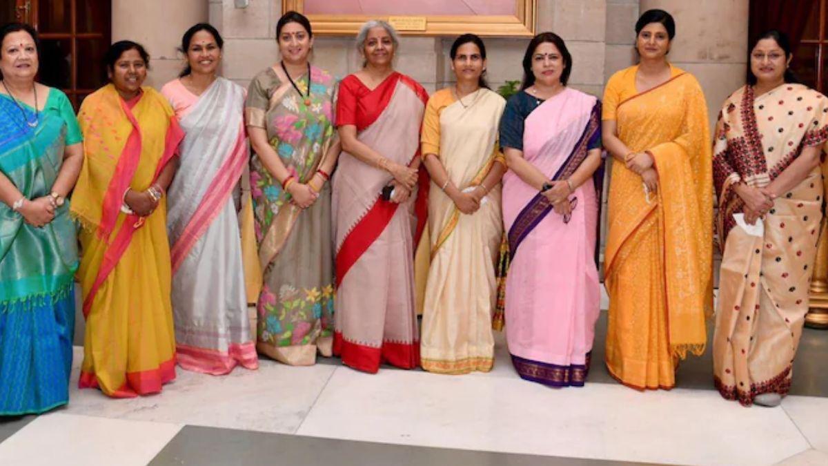 मोदी सरकार में महिला मंत्री 