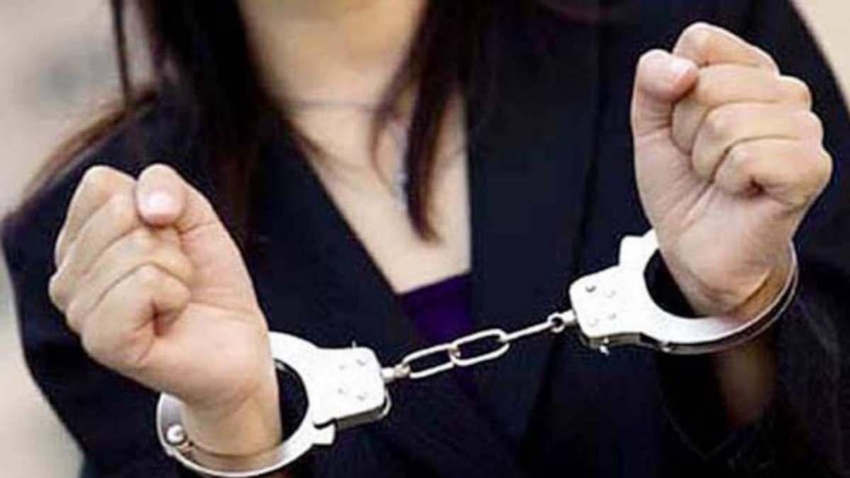 Paper Leak करते हुए पकड़ी गई HPSSC महिला कर्मचारी, 2.50 लाख रुपये बरामद, 25 दिसंबर को होनी है परीक्षा