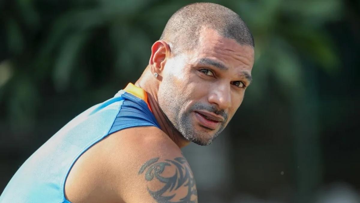 शिखर धवन के करियर के लिए खतरे की घंटी?