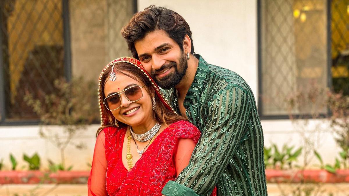 देवोलीना भट्टाचार्जी, विशाल सिंह