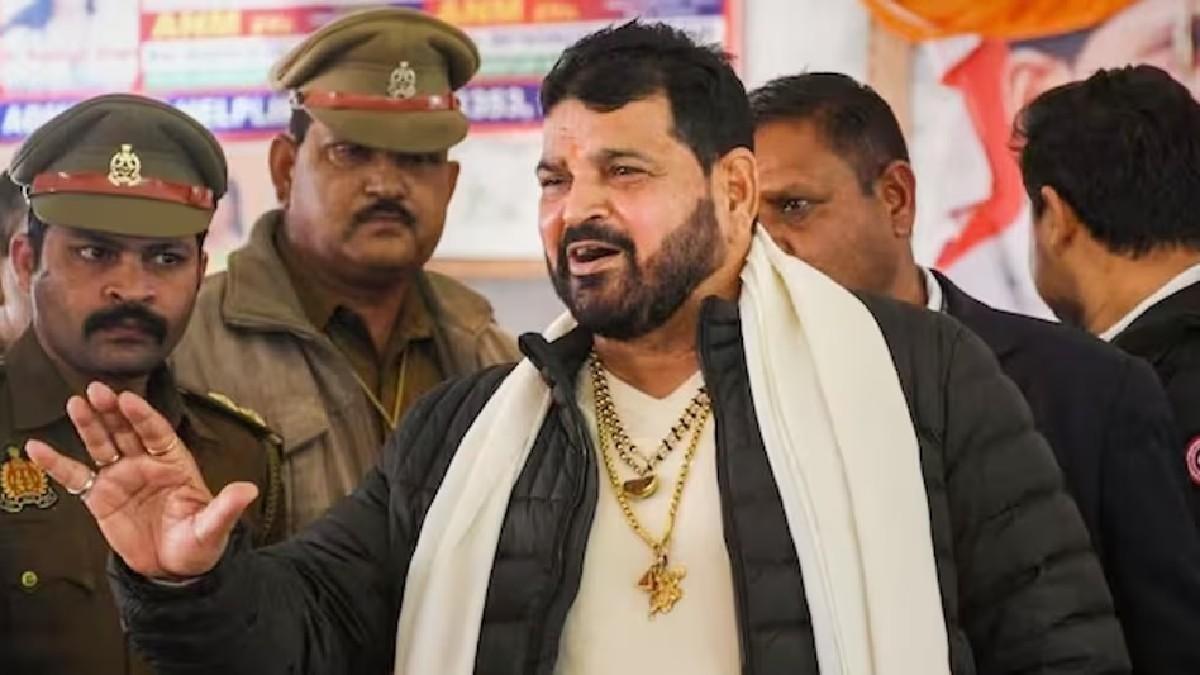 इस्तीफा देंगे बृजभूषण या बने रहेंगे अध्यक्ष, किस ओर जाएगा कुश्ती संघ का संग्राम? टली अयोध्या में होने वाली बैठक - Wrestling Federation of India meeting in Ayodhya ...