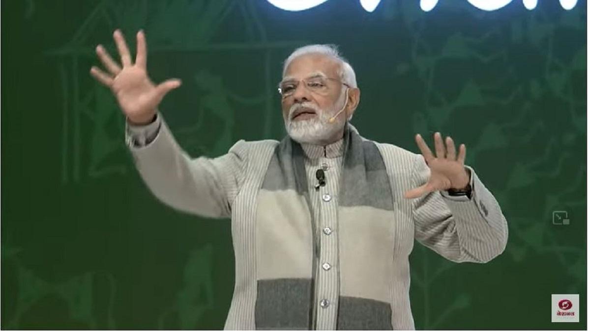 परीक्षा पे चर्चा में बोलते हुए प्रधानमंत्री मोदी 